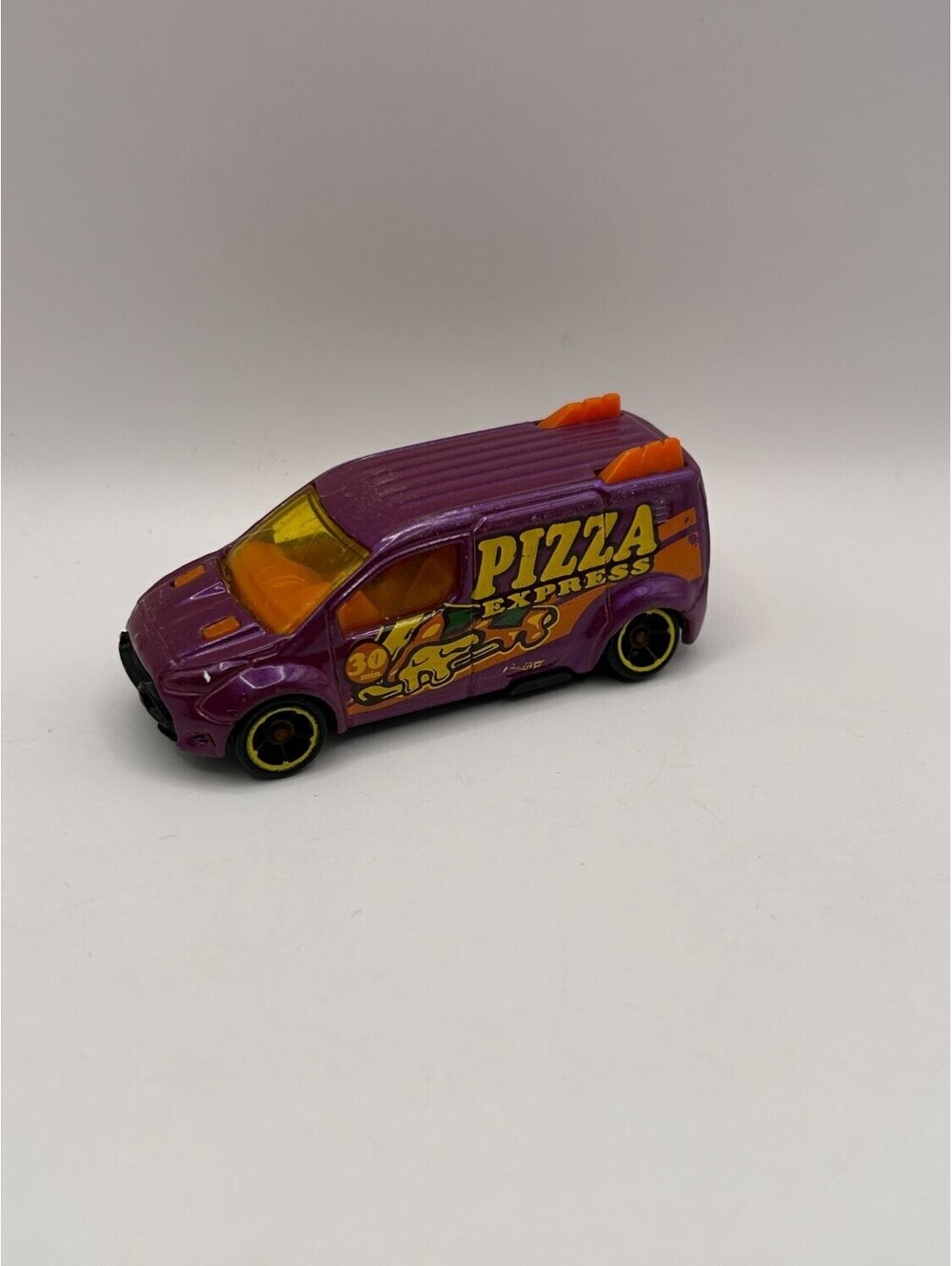 Hot Wheels Pizza Express 30 Min. Ford Transit Connect Diecast Van 1:64 Purple